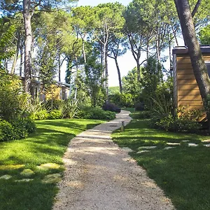 4* База отдыха Dei Fiori Village
